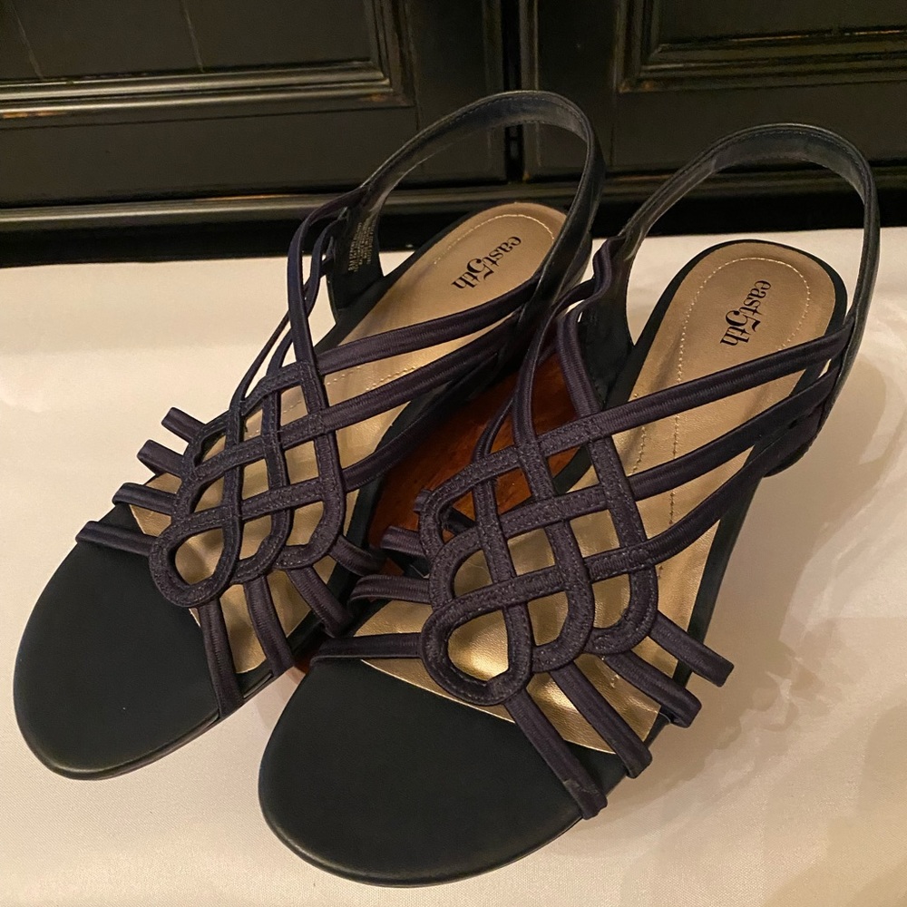 New East 5th Reno Wedge Sandal